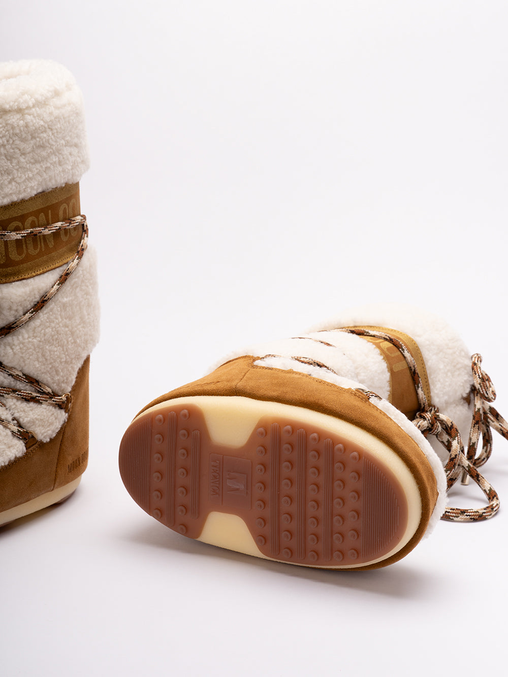 MOON BOOT `Icon Shearling` Boots MA03 WHISKY/OFF WHITE