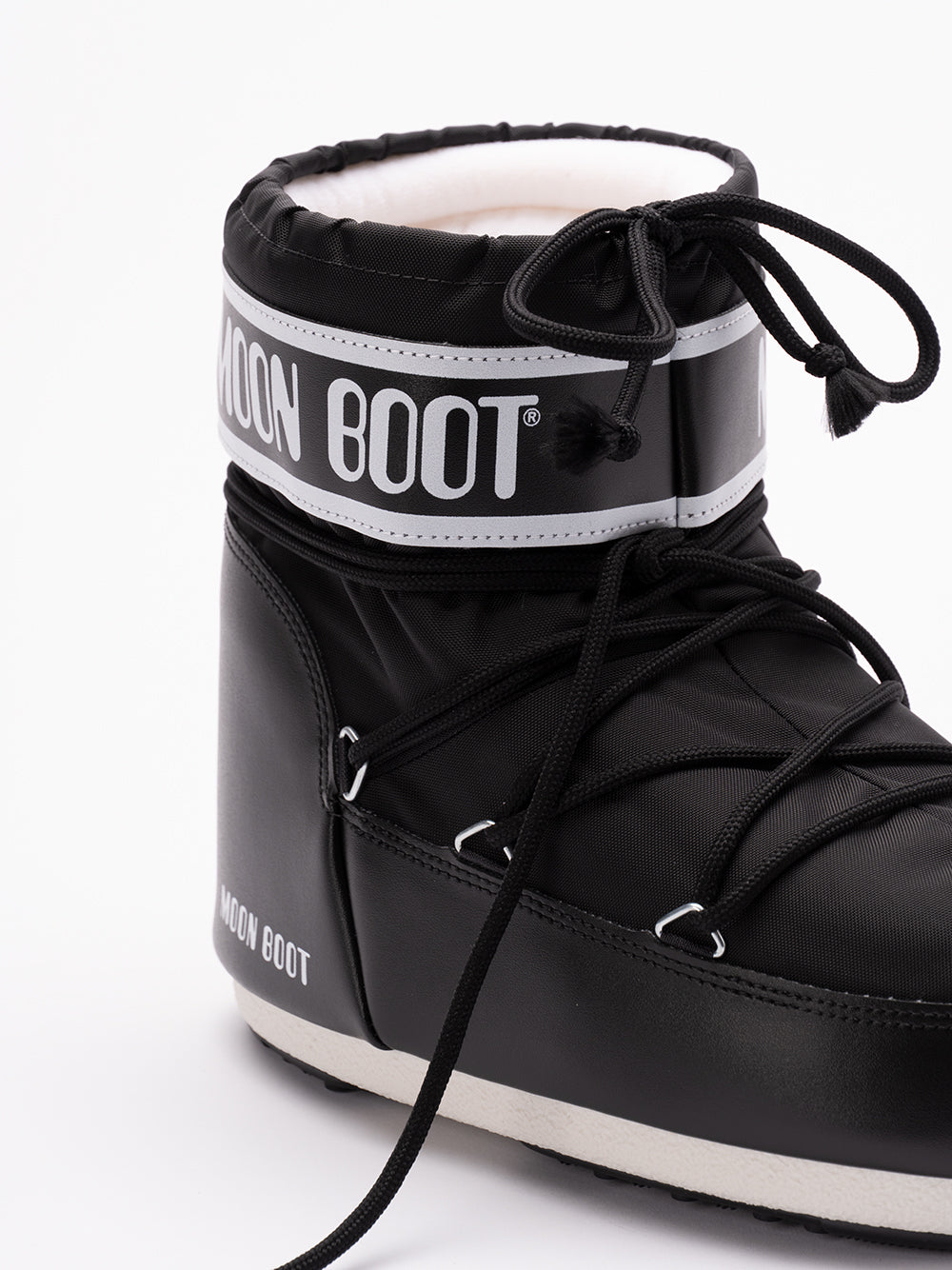 MOON BOOT `Icon Low Nylon` Boots N001 BLACK